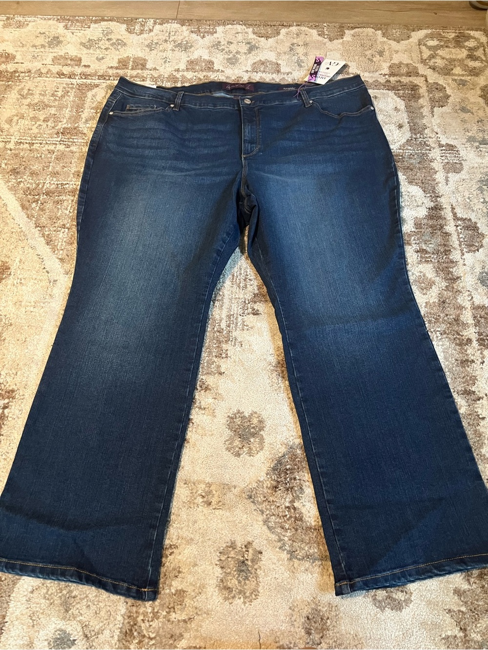 Women's Boot Cut Jeans Dark Wash Size 24W Short